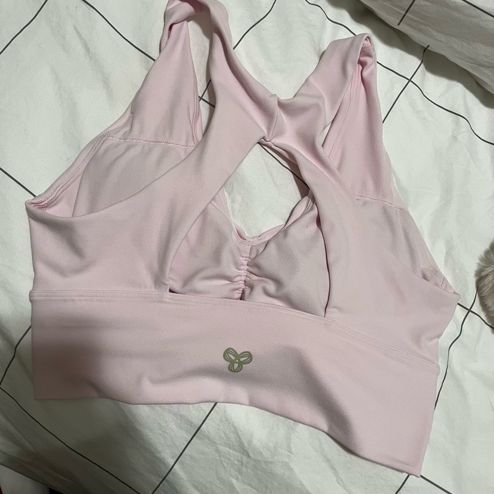 Aritzia Villa Pink Volley Sports Bra M - Picture 5 of 5